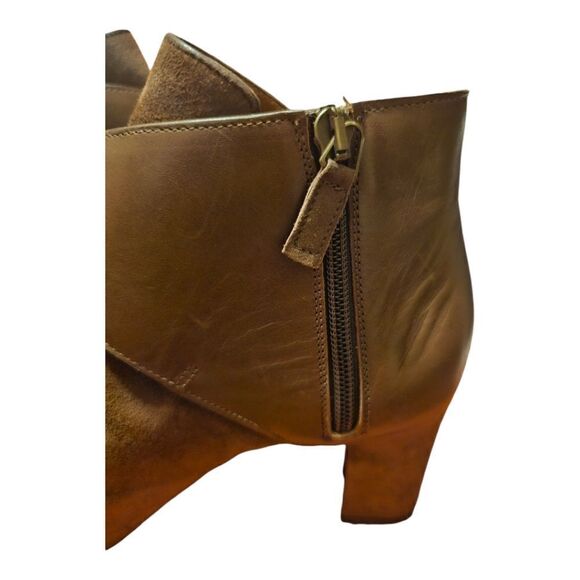 AQUATALIA Rich Brown Suede/ Leather Booties Made in Italy - Size 8 - Picture 7 of 10